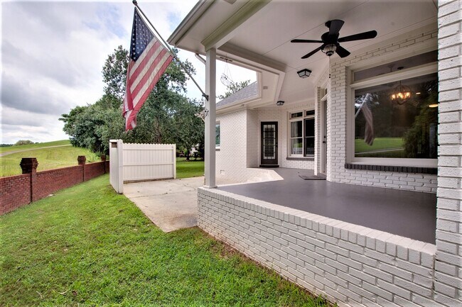 Building Photo - 2772 Deford Mill Rd SE