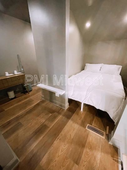 Building Photo - 1529 S East St