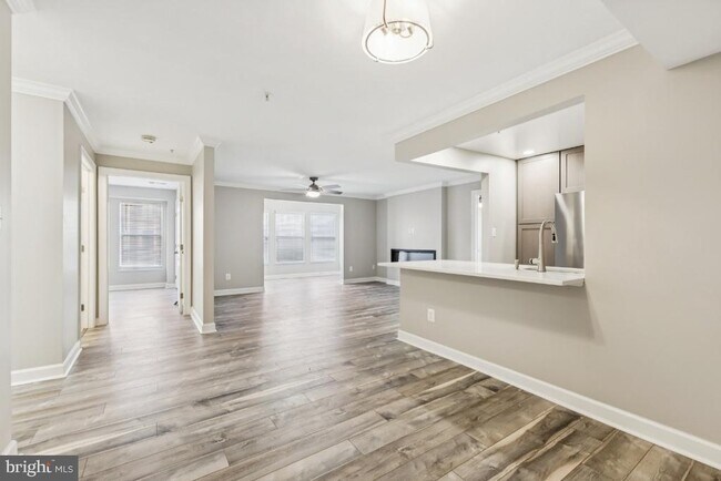 Building Photo - 8311 Bluebird Way