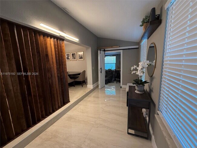 Building Photo - 4850 SW 4th St