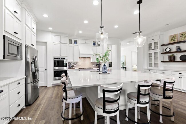 Building Photo - 638 Windley Dr