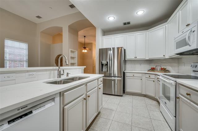 Building Photo - 7033 Eagle Vail Dr