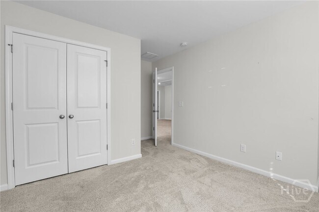 Building Photo - 2980 Kingswood Dr