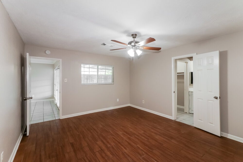 Building Photo - 12805 Bexley Dr