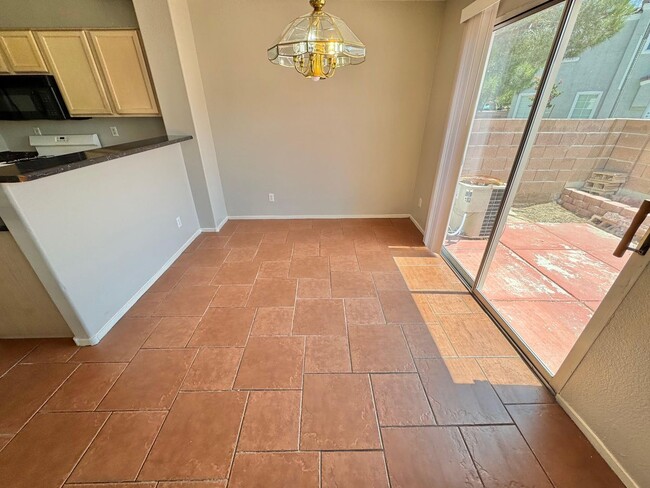 Building Photo - THIS IS A CHARMING TWO-STORY NORTH LAS VEG...