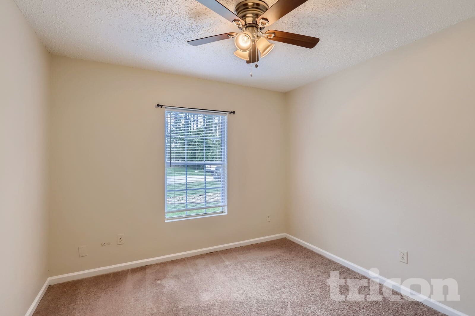 Building Photo - 9 Riddle Pl