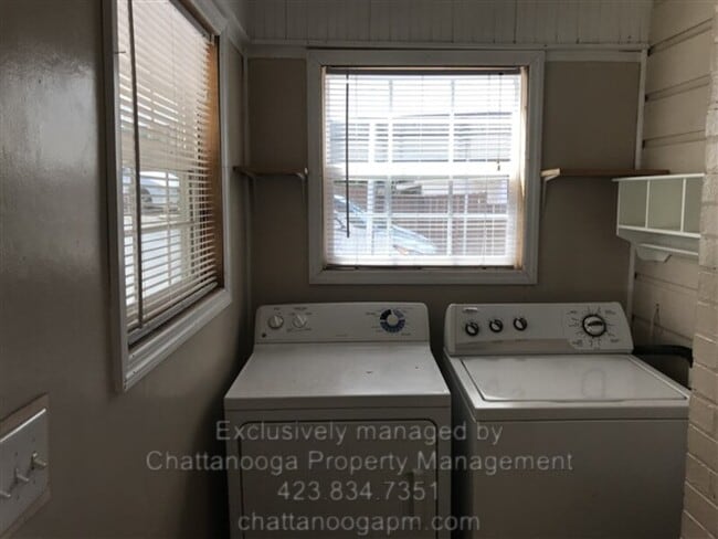 Building Photo - 1108 Ashmore Ave