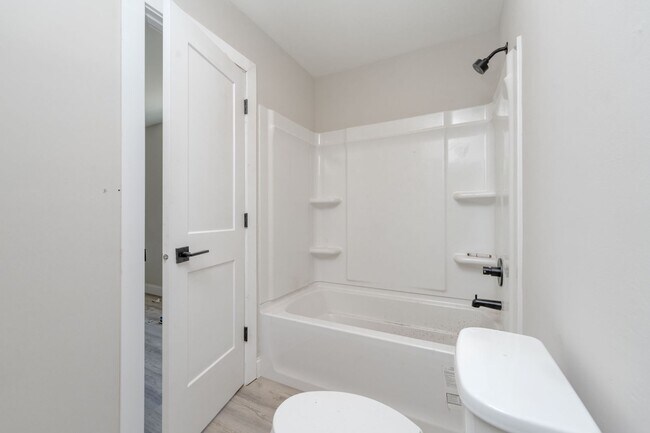 Building Photo - 7725 Timbercreek Ct