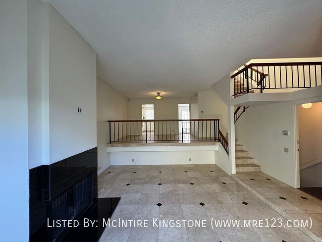 Building Photo - Stunning 3BD 2BA Townhome in Arcadia CA