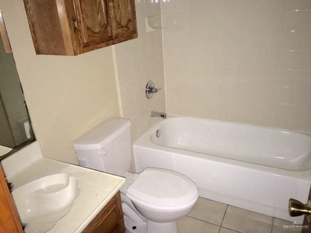 Building Photo - 17 Sal St