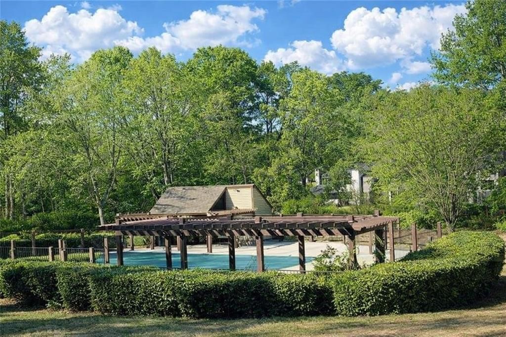 Building Photo - 204 Ivy Green Ln SE