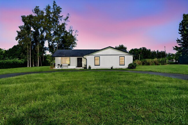 Building Photo - 5989 Coconut Blvd