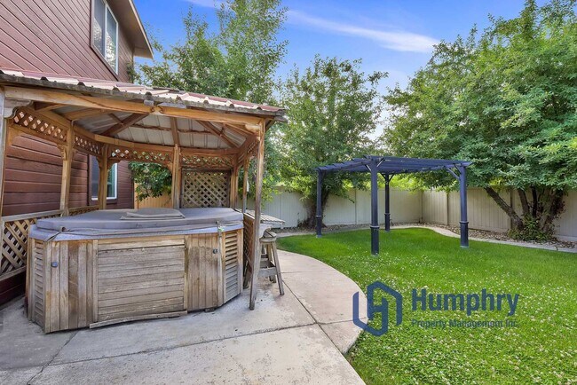 Building Photo - 3956 E Granger Dr