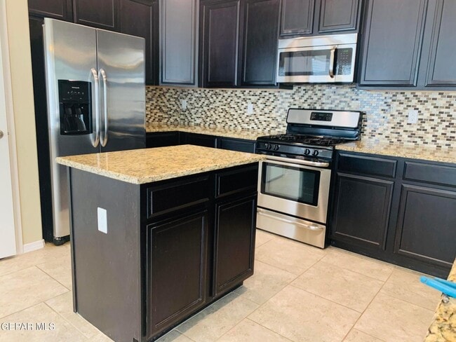 Building Photo - 3837 Loma Cristobal