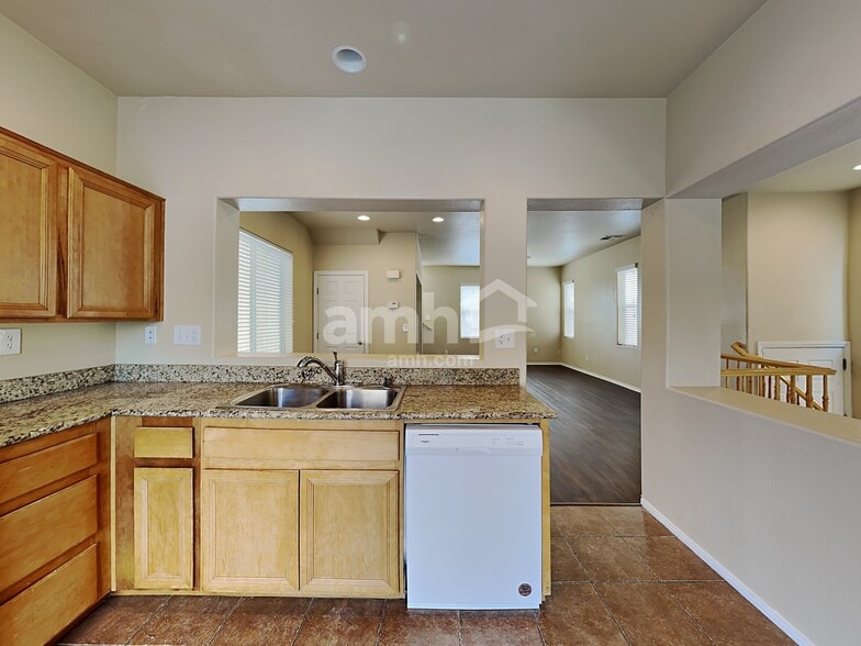 Building Photo - 7393 San Pablin St