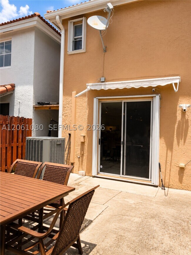 Building Photo - 8688 SW 158th Pl