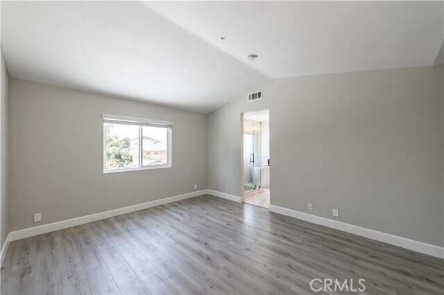 Building Photo - 11208 Greycliff Ave