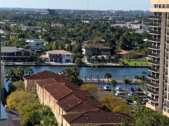 Building Photo - 2080 S Ocean Dr