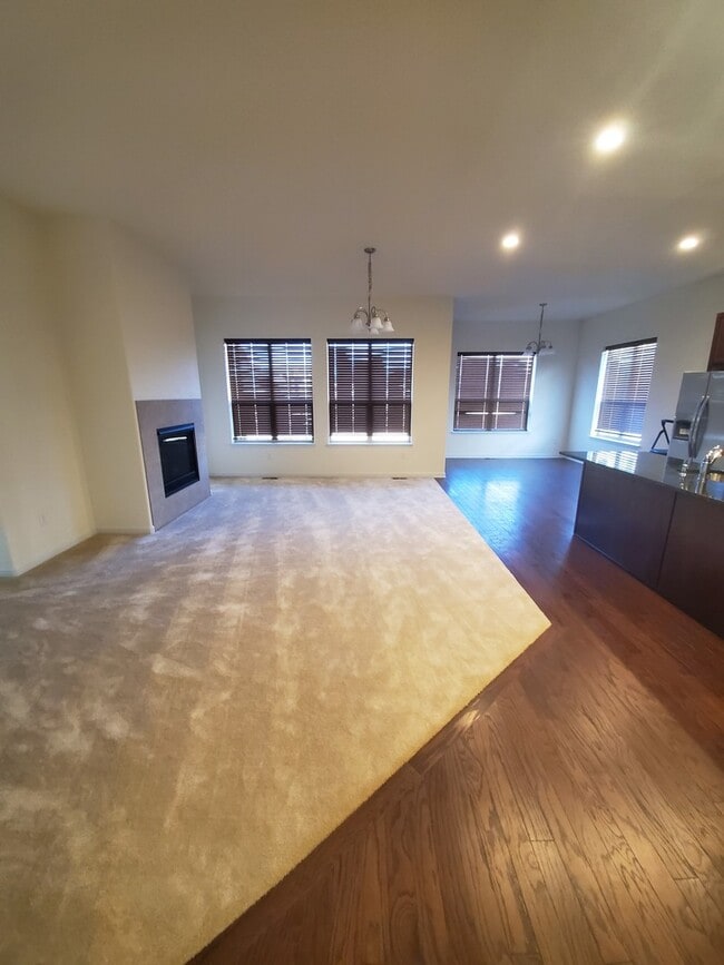 Building Photo - 3 bed, 2 bath ranch-style home in Kechter Farm!