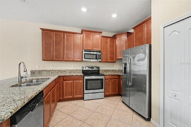 Building Photo - 4260 Fennwood Ct