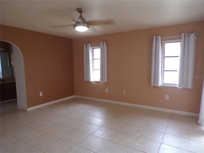 Building Photo - 4117 Harbor Blvd