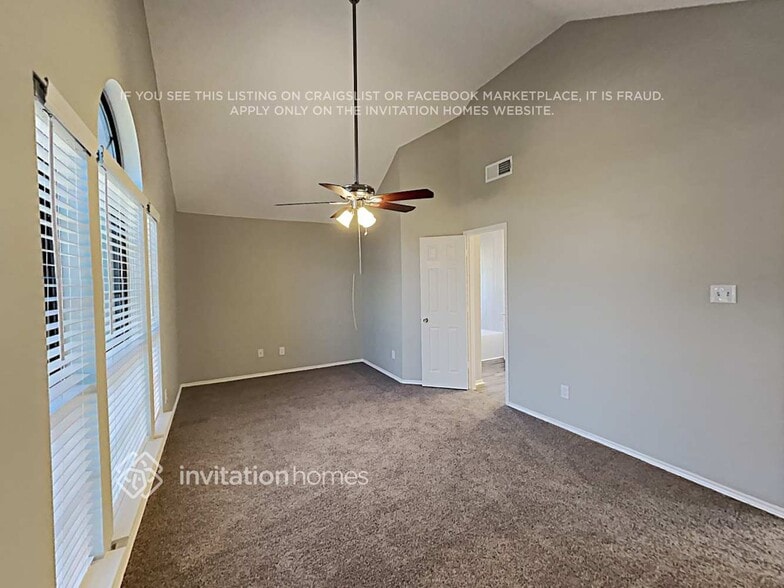 Building Photo - 7000 Club Creek Dr