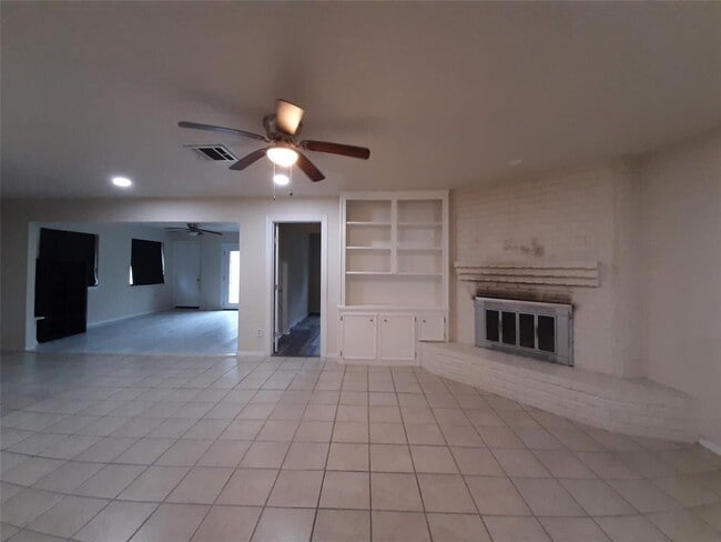Building Photo - 22310 Goldstone Dr