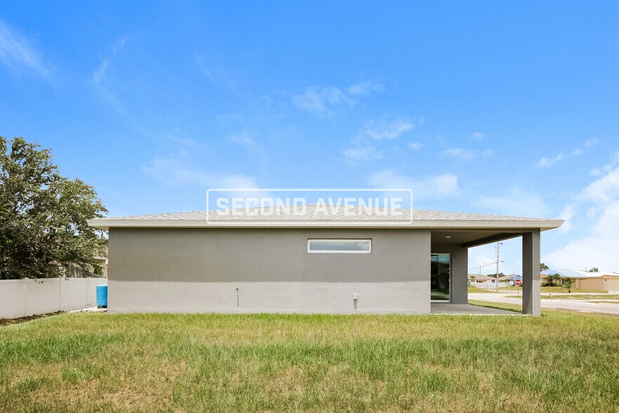 Building Photo - 4203 23rd St SW