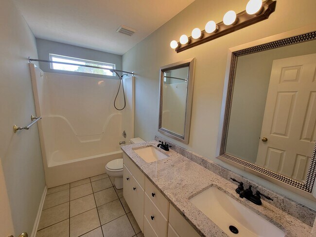 Building Photo - Bridlewood - Columbia County