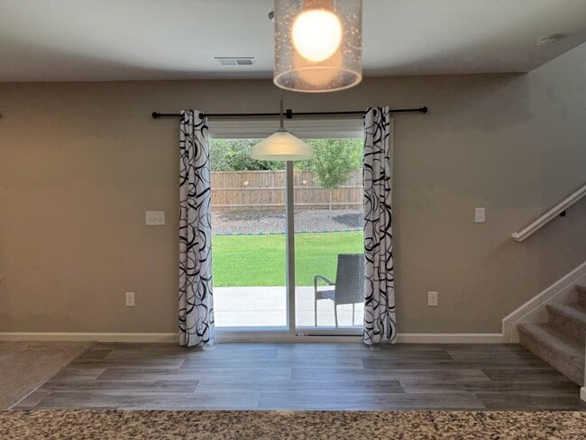 Building Photo - 218 Port Wy