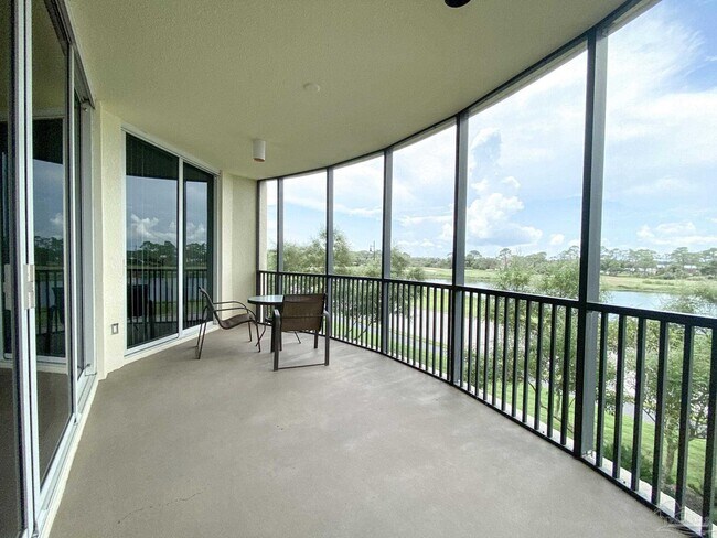 Building Photo - 645 Lost Key Dr