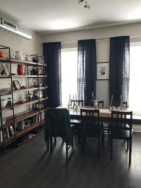 Building Photo - 704/706 Gladstone Avenue