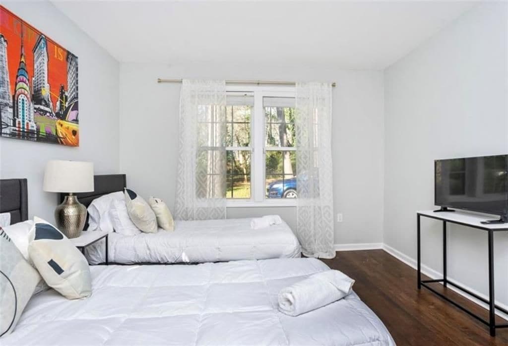 Building Photo - 1277 Blvd Lorraine SW