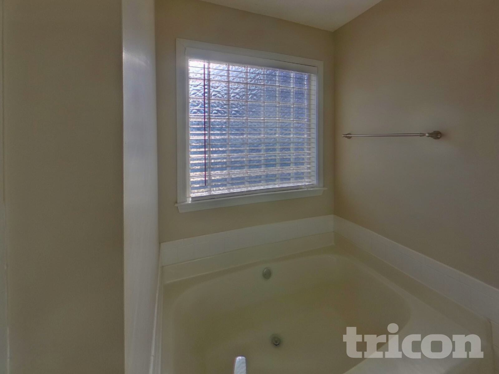 Building Photo - 21 Riva Ridge Ln