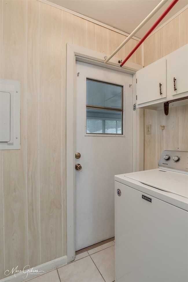 Building Photo - "Charming 3-Bedroom Home with 1400 Sq Ft of Cozy Living Space in Bossier City!"