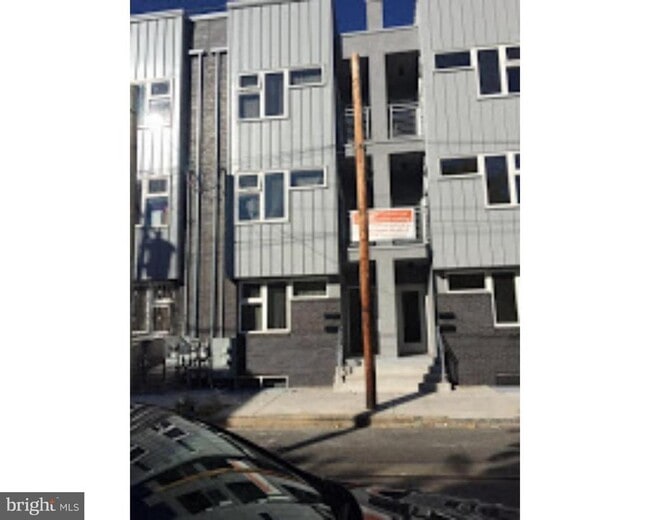 Building Photo - 624 N 11th St