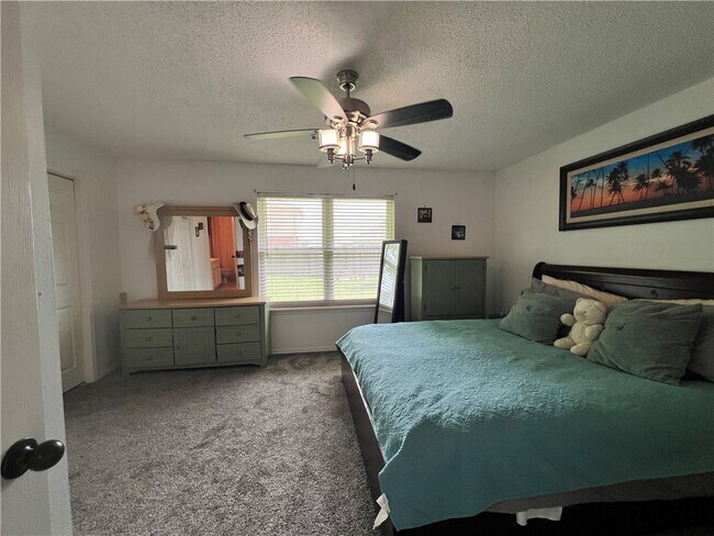 Building Photo - 2009 S 11th St