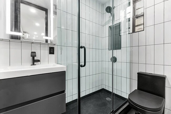 Building Photo - 438 W 52nd St