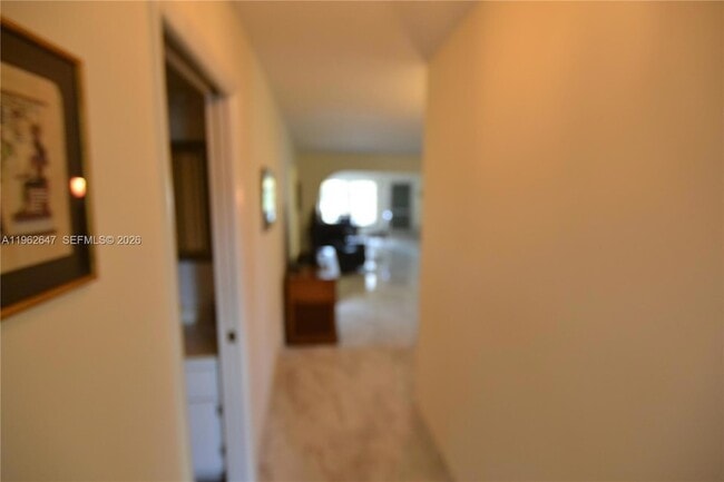 Building Photo - 2886 Fernley Dr E