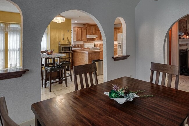 Building Photo - 227 Foster Cir