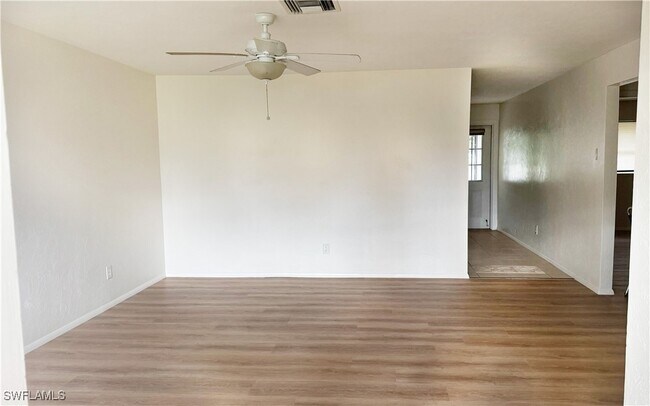 Building Photo - 757 95th Ave N