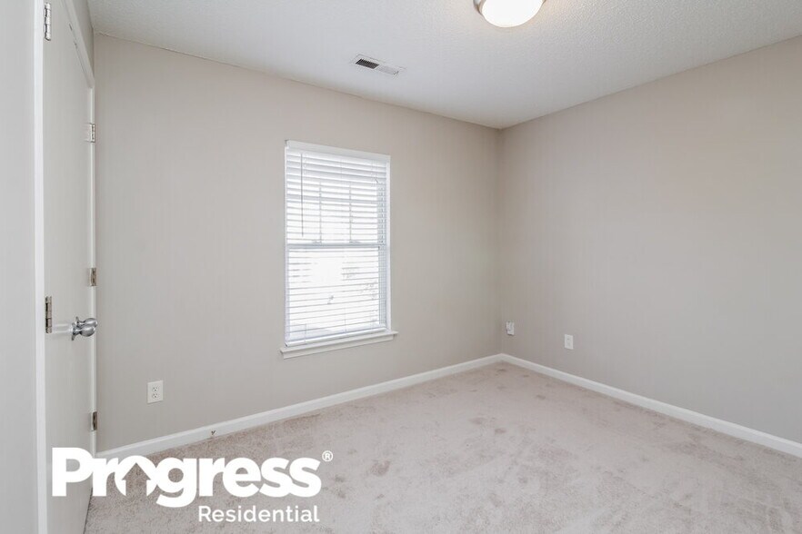 Building Photo - 5104 Oak Pasture Ln