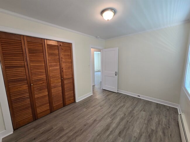 Building Photo - 30 Halstead St