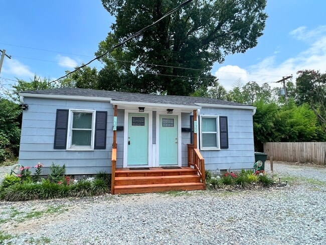 Primary Photo - 132 Reid St