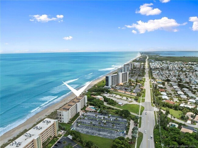 Building Photo - 10310 S Ocean Dr