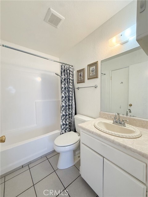 Building Photo - 101 W Olive Ave