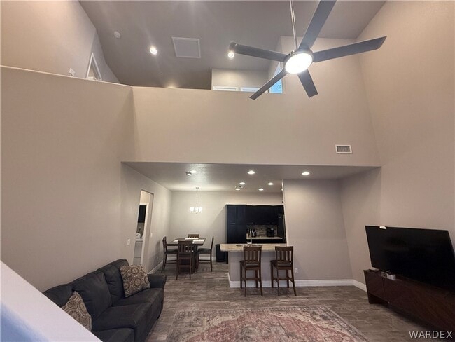 Building Photo - 3289 Tierra del Sol Dr