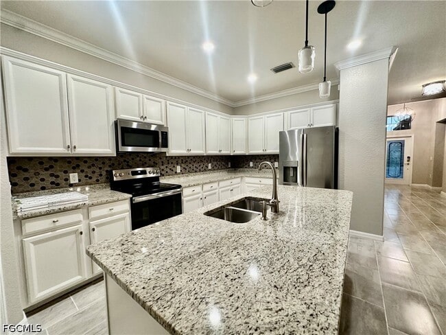 Building Photo - 12952 Broomfield Ln