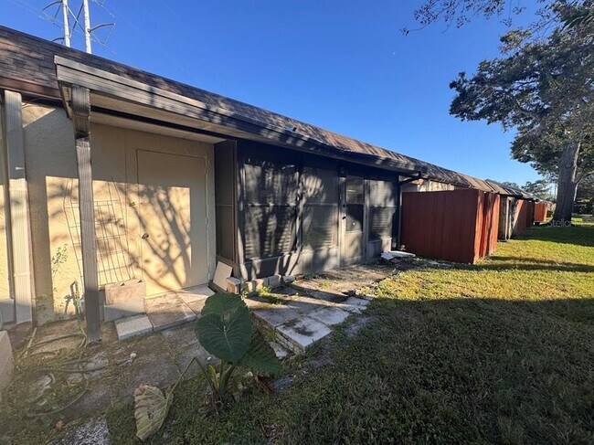 Building Photo - 670 Green Valley Rd