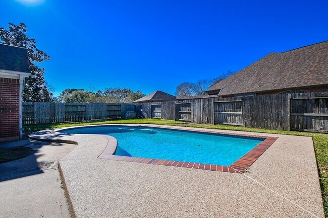 Building Photo - 1502 Emerald Springs Ct